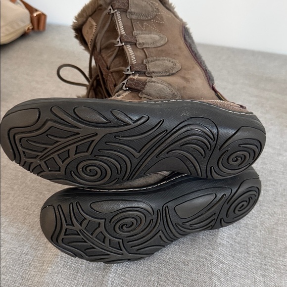 Privo by Clarks Brown leather Fur-Lined Winter Boots - Picture 8 of 9